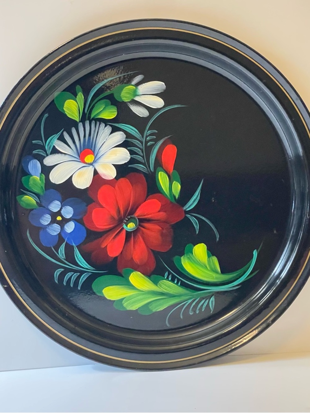Vintage Russian Yeha Hand Painted Metal Toleware Round Tray